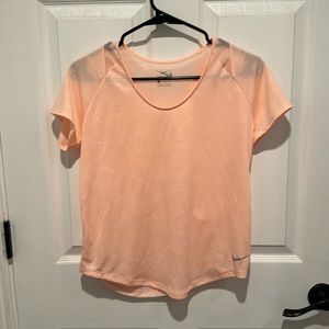 NWOT Nike dri fit medium top